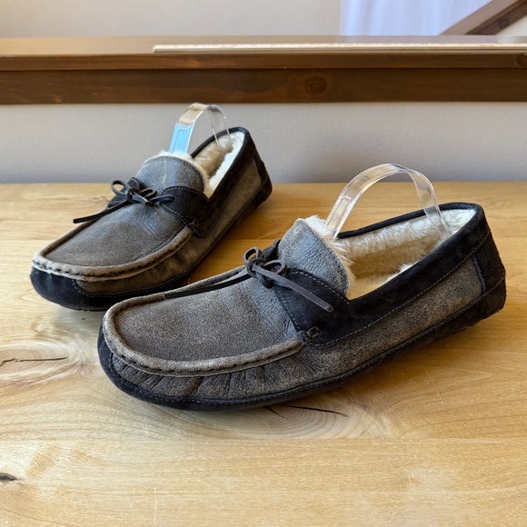 UGG BYRON BOMBER JACKET MOCCASIN SLIPPERS SN 1001545 LEATHER SHEEPSKIN MEN 15 - Picture 1 of 11